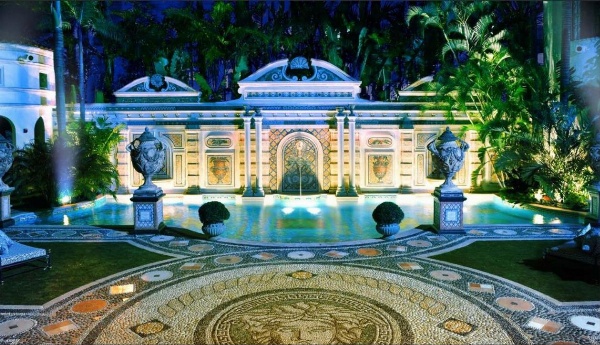 The Villa Casa Casuarina image 1